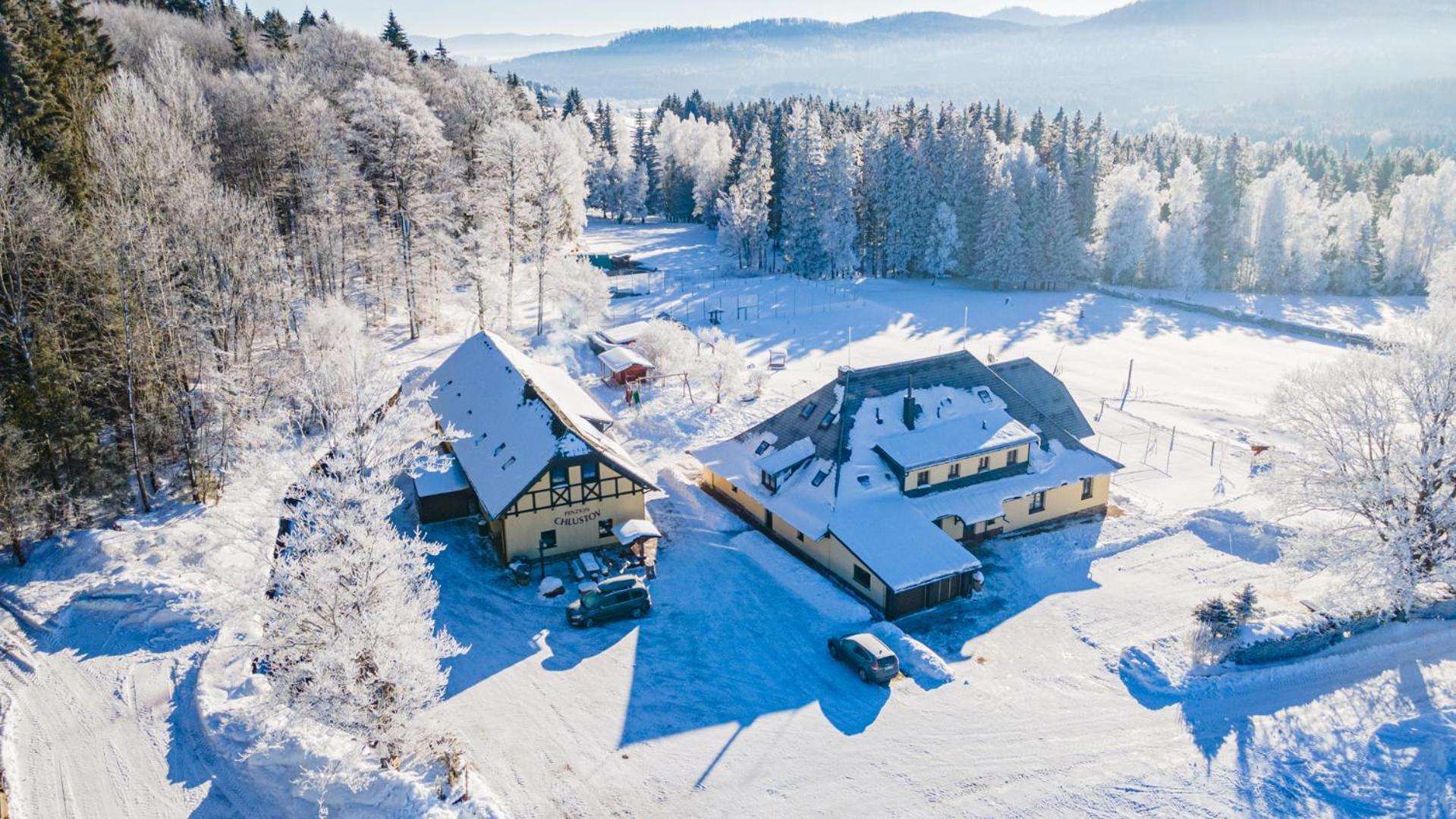 Penzion Chlustov سترازني المظهر الخارجي الصورة
